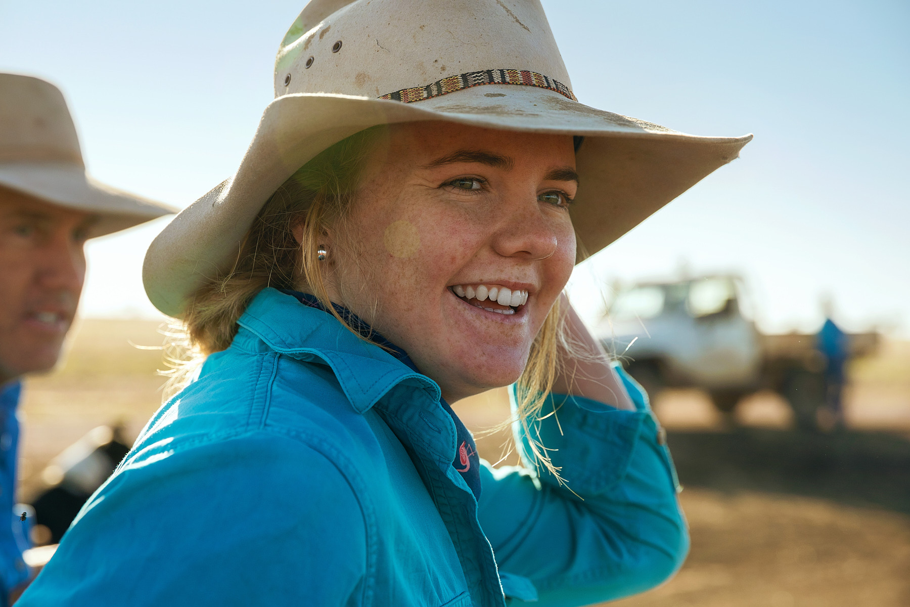 NAB-FOURDAUGHTERS-2676_v01